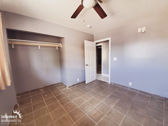 4664 E Utah Ave - Photo 2 of 12