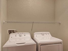 featured image of 1465 Red Hawk Dr