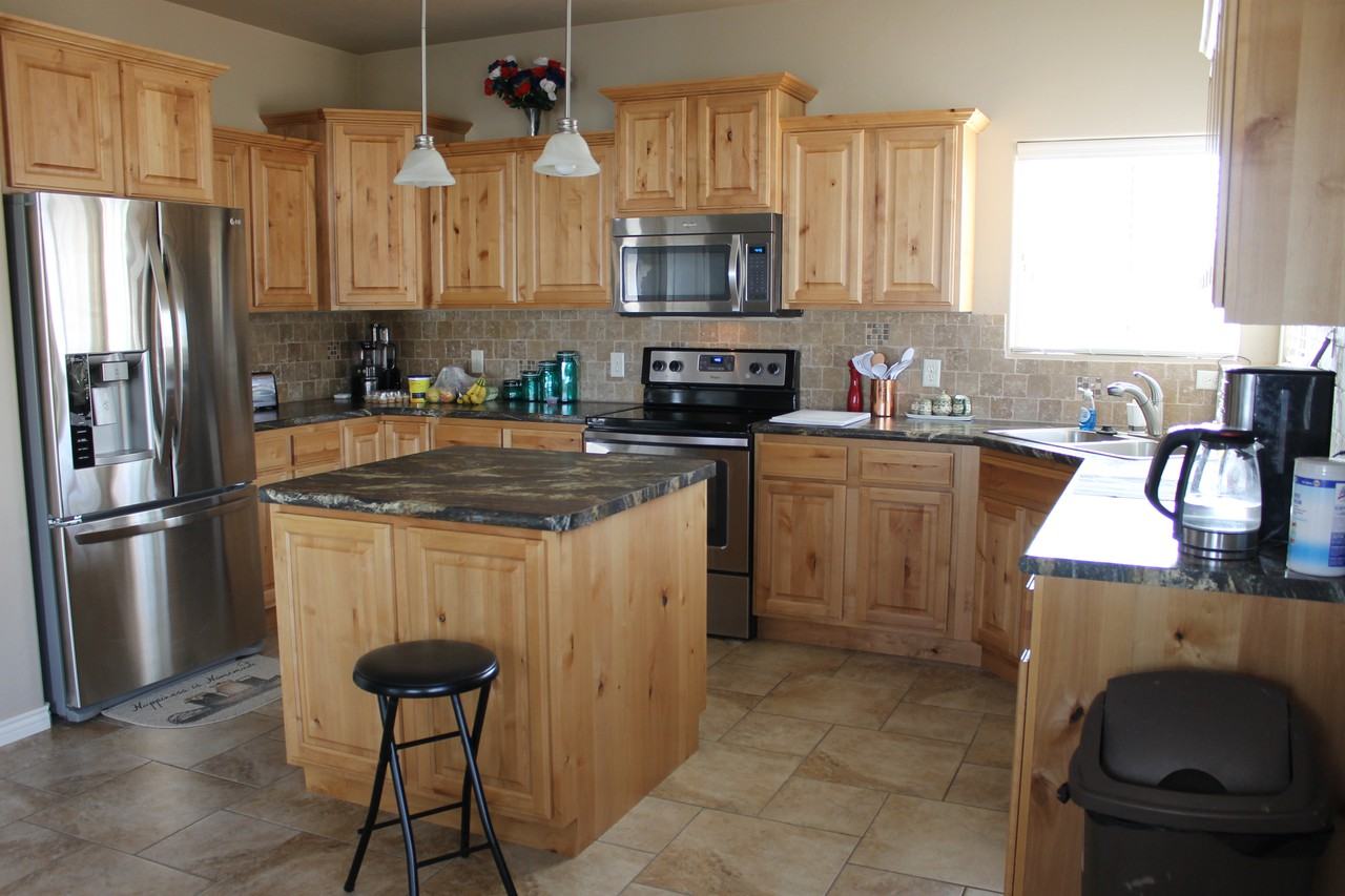 382 Rosemary Way - Photo 2 of 11