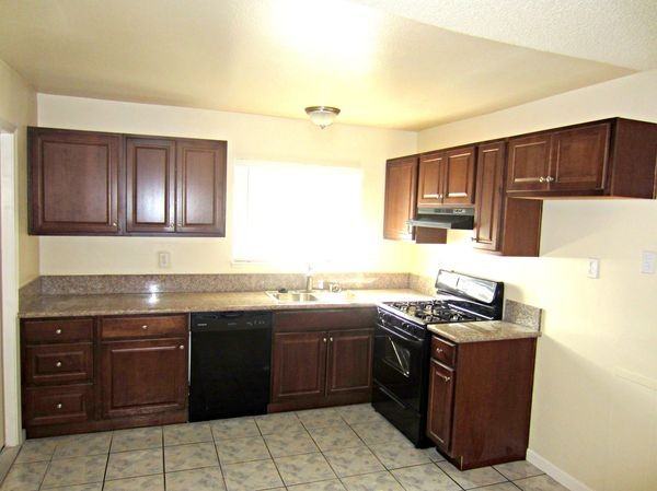 5608 McKinley Ave - Photo 2 of 10