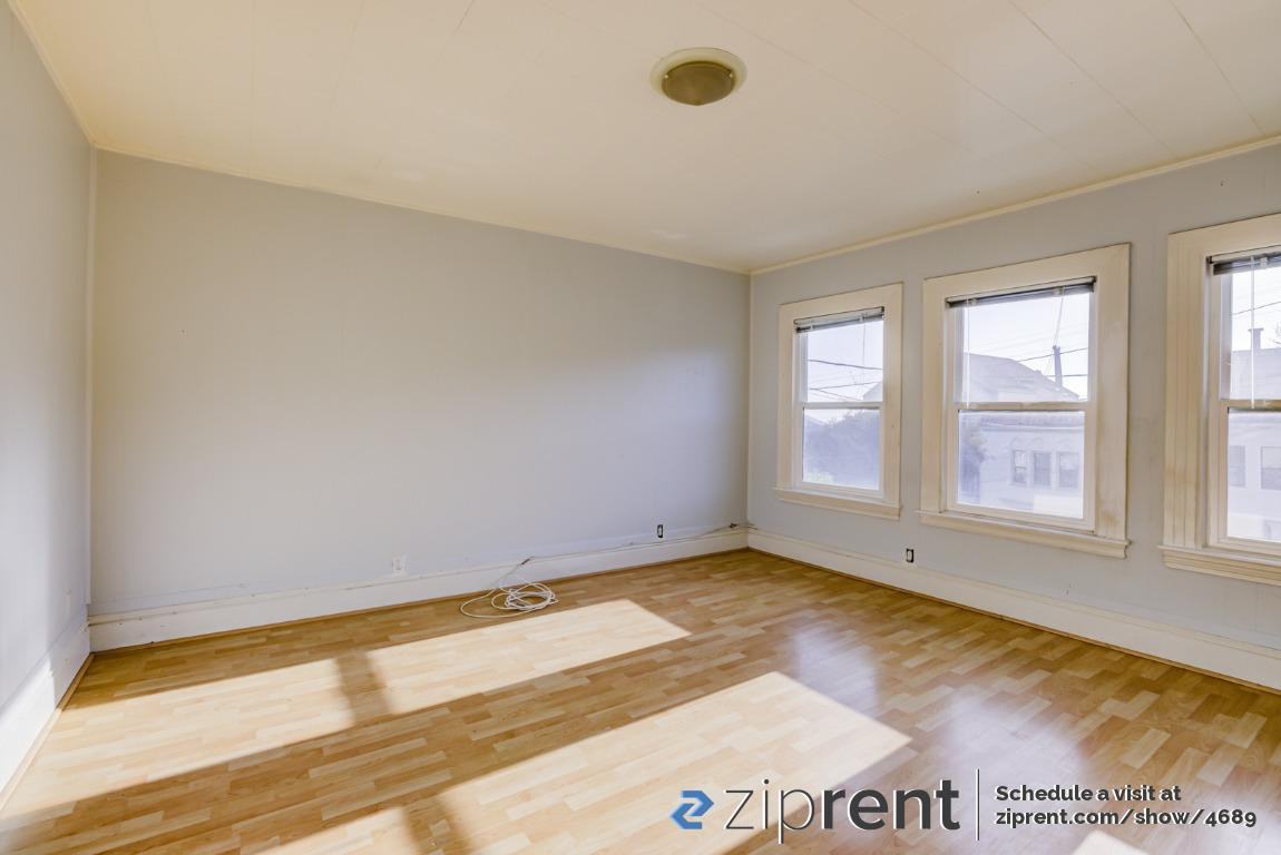 630 40th Ave - Photo 3 of 16