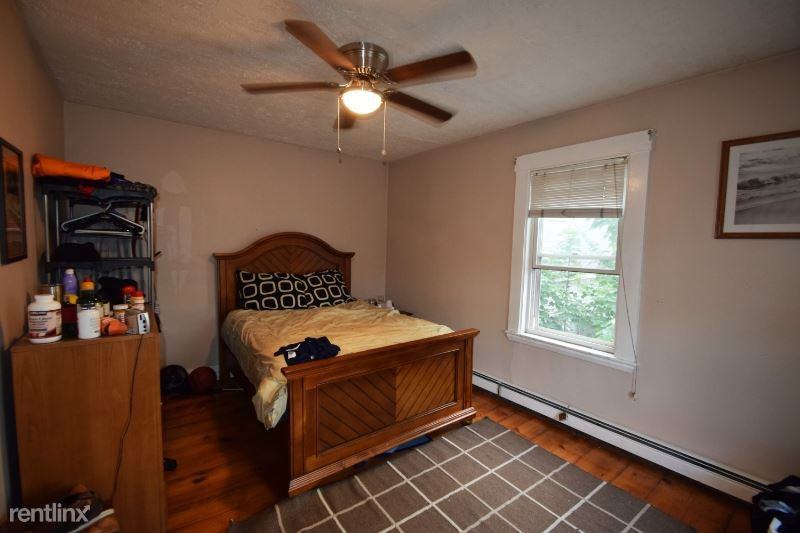 83 Arsenal St - Photo 2 of 10