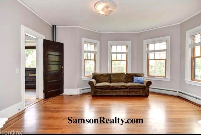 83 Irving Ave - Photo 3 of 11