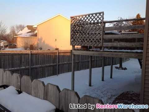 205 Tiffany Dr - Photo 2 of 14