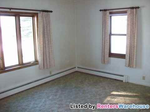 13624 45th St - Photo 3 of 9