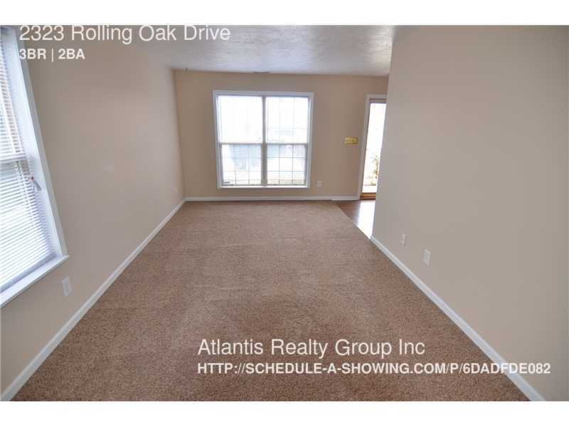 2323 Rolling Oak Dr - Photo 3 of 20