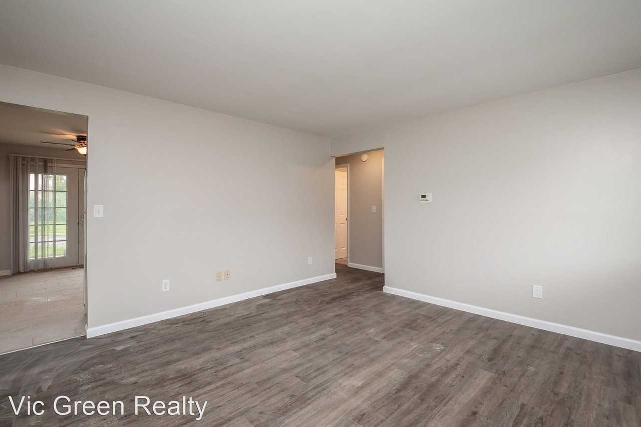 4920 Leeper St - Photo 3 of 12