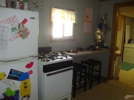 235 Lockhart St #A - Photo 3 of 5