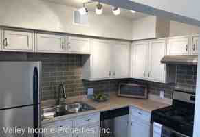 featured image of 301 W Turney Ave