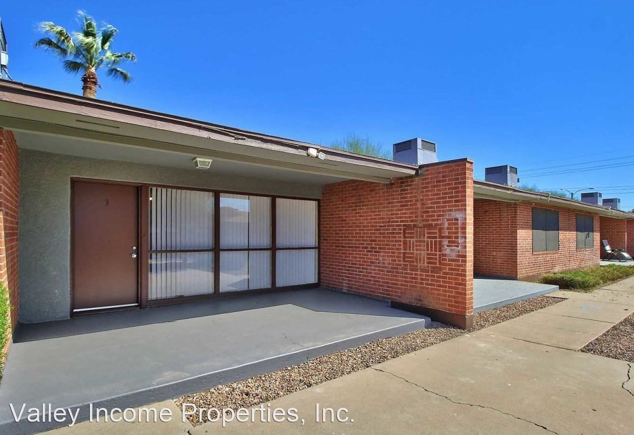 Melrose - Photo 7 of 8