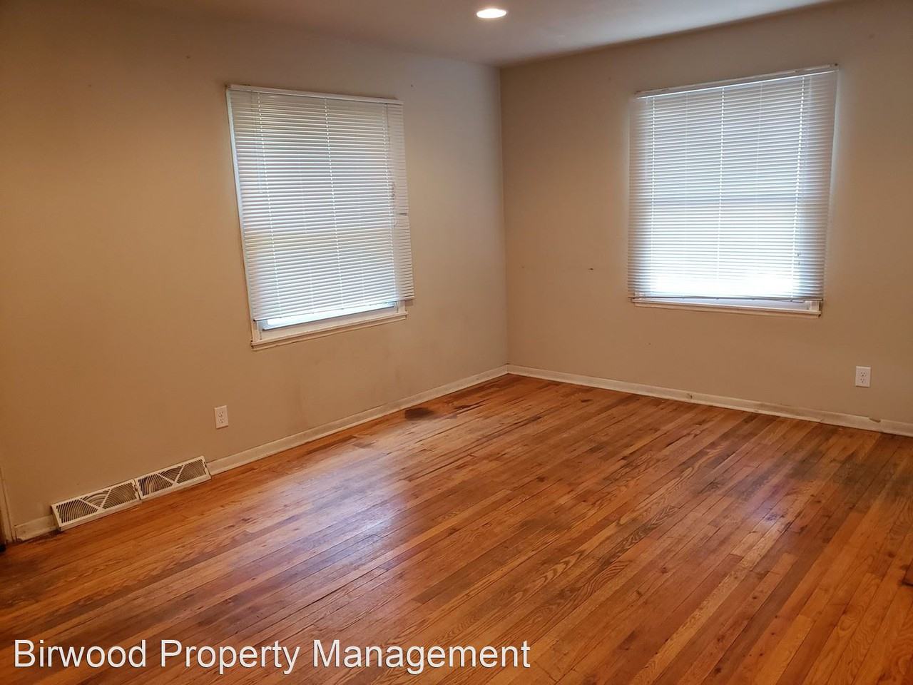 2313 Myrtle St - Photo 3 of 16