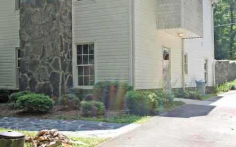 165 Lick Log Ln - Photo 3 of 17