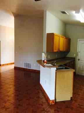 1446 E Mette Ct - Photo 2 of 9