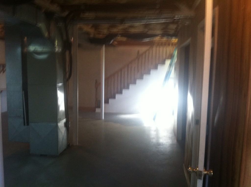 248 Overlook Drive - Photo 2 of 16