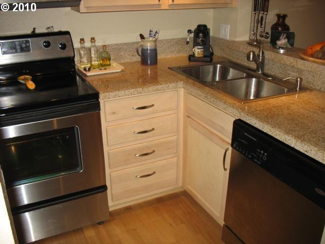 1500 SW Park Ave - Photo 2 of 7