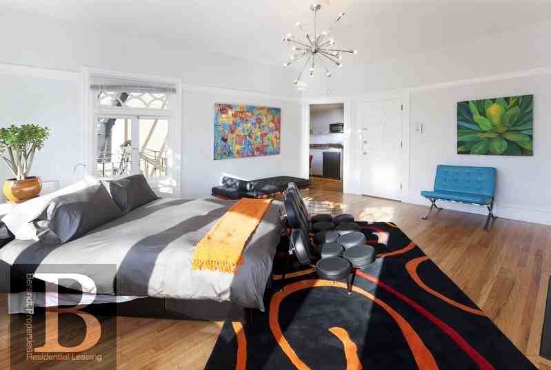 864 Haight St - Photo 3 of 5