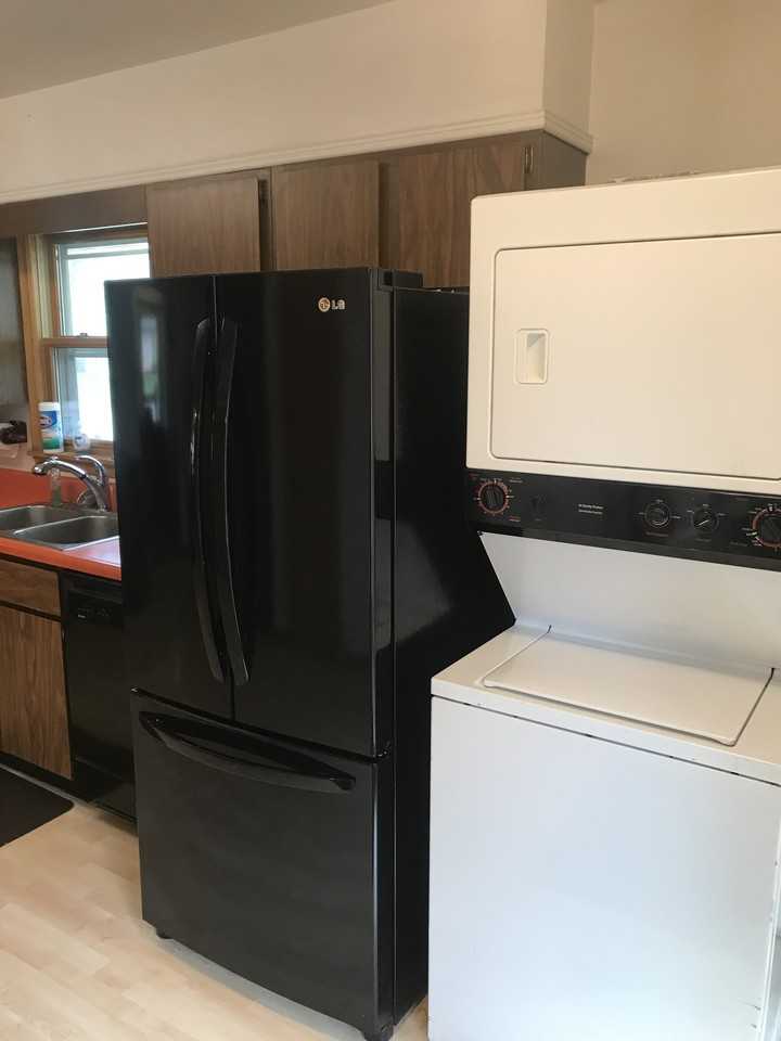 1314 Zephyr Hill Ave - Photo 2 of 12