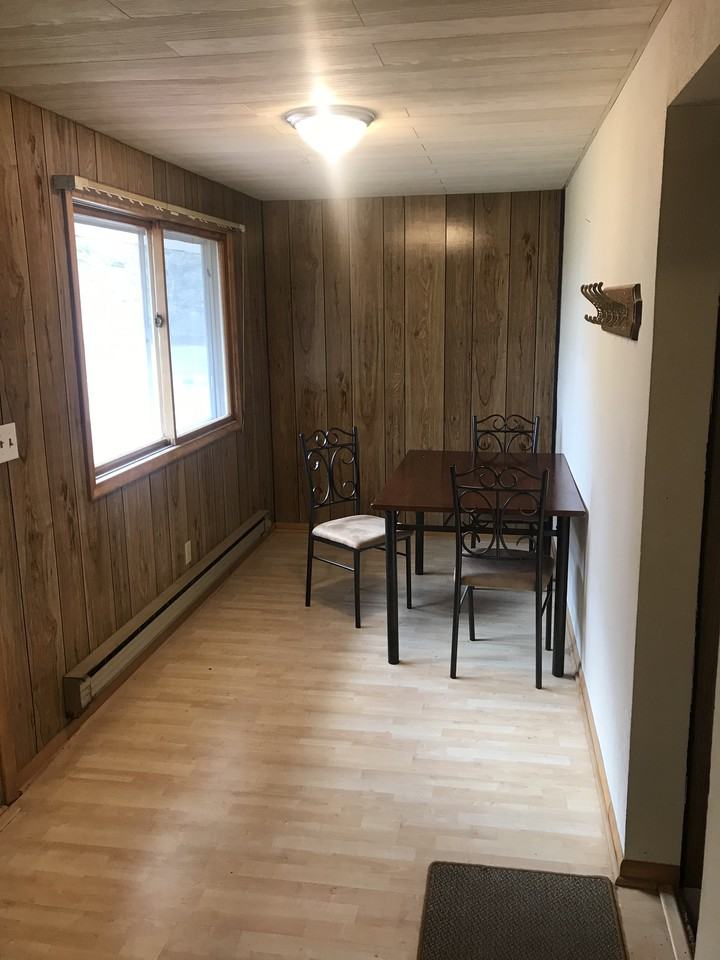 1314 Zephyr Hill Ave - Photo 4 of 12