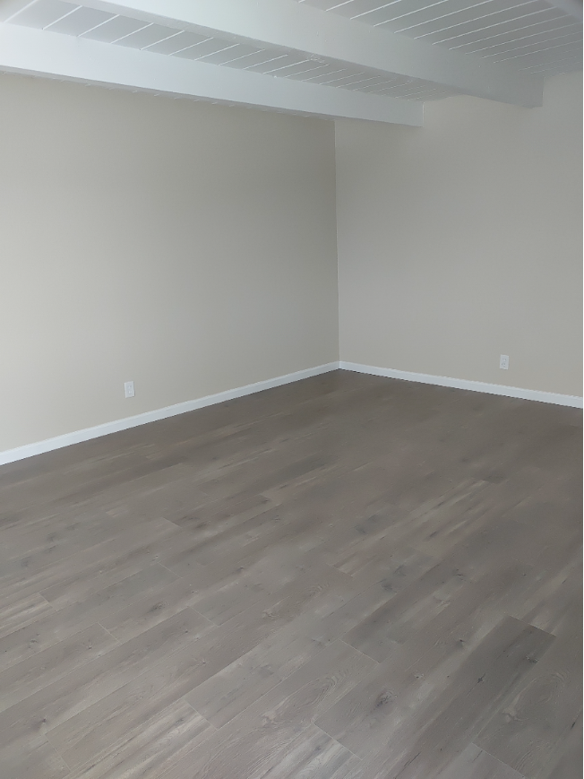 368 S 8th St - Photo 3 of 7