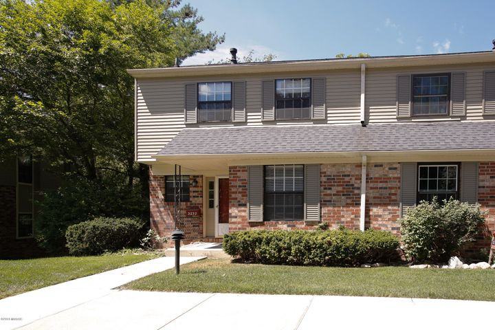 3232 Pine Bluff Ln - Photo 2 of 28