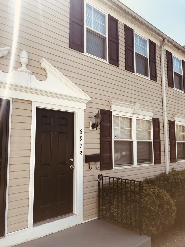 6972 Hawthorne St - Photo 2 of 21