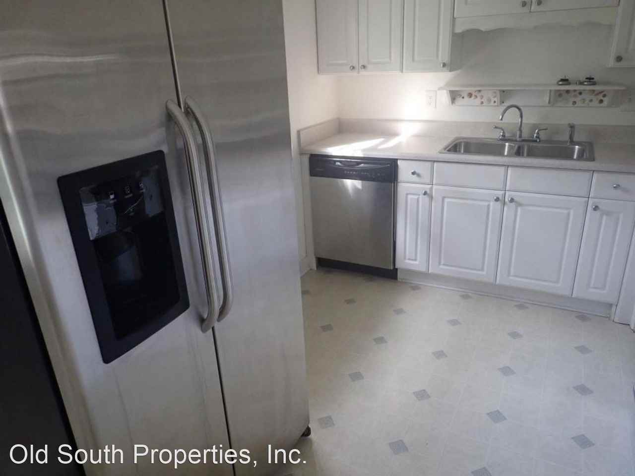 2827 Desert St - Photo 2 of 10