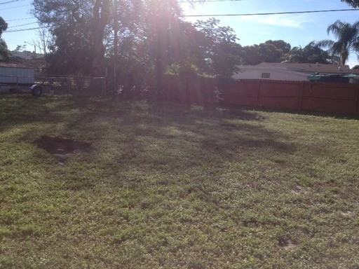 2316 NW 14th Ct - Photo 2 of 11