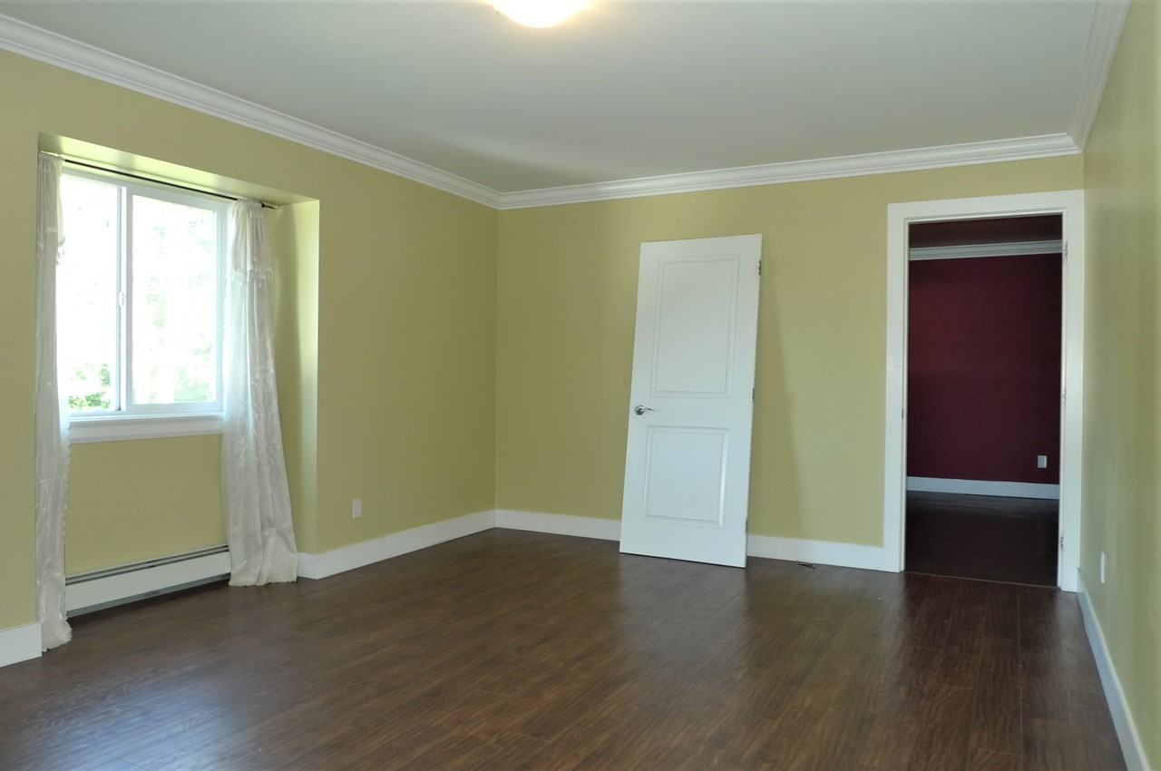 14265 103a Ave - Photo 2 of 5