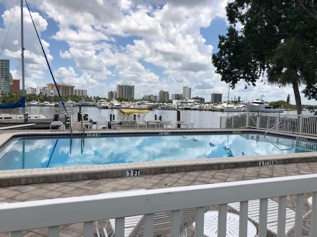 522 Golden Gate Point #5 - Photo 2 of 9