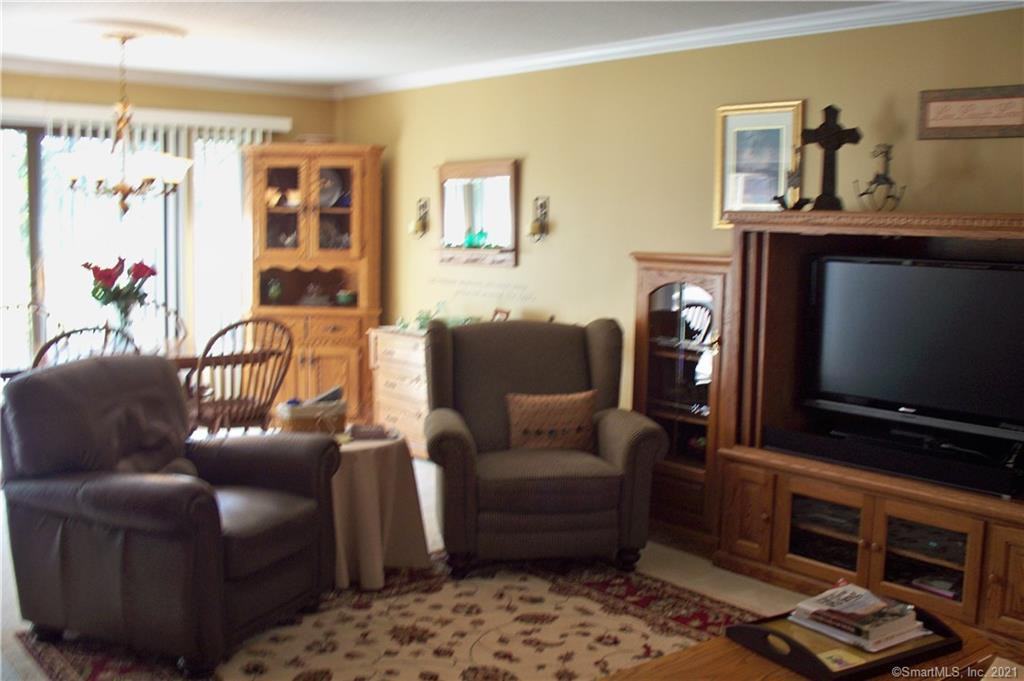22 A Heritage Circle Unit A - Photo 2 of 23