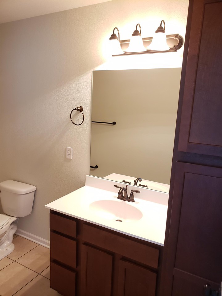 6410 Darnell St #6410 - Photo 3 of 8