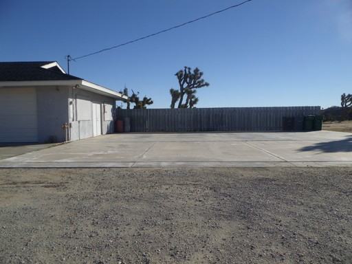 5 Old Woman Springs Rd N - Photo 3 of 15