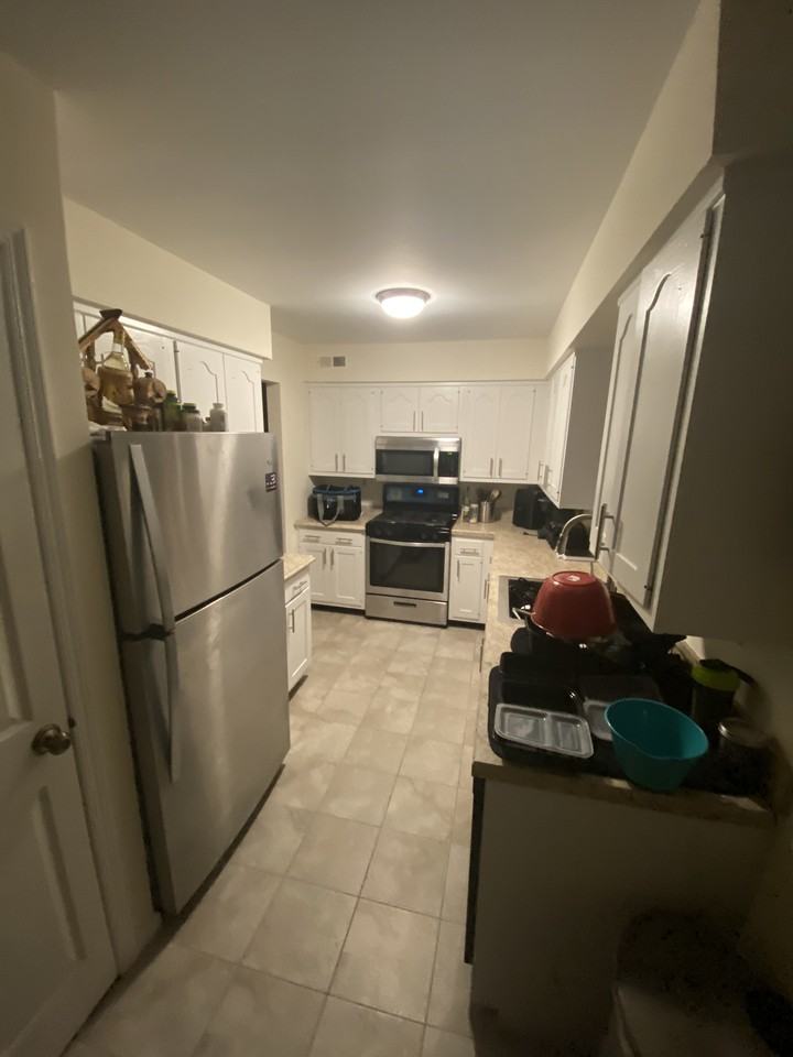 56 Bond Street - Photo 2 of 7