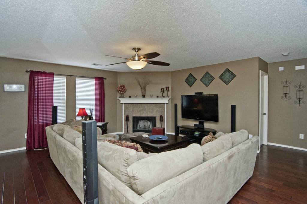 9900 George Washington Drive - Photo 3 of 10