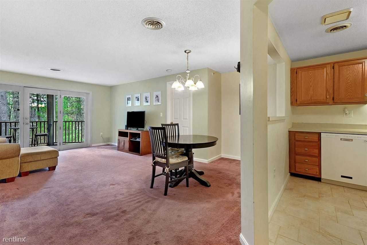 6 Mayfair Ln #203 - Photo 2 of 7