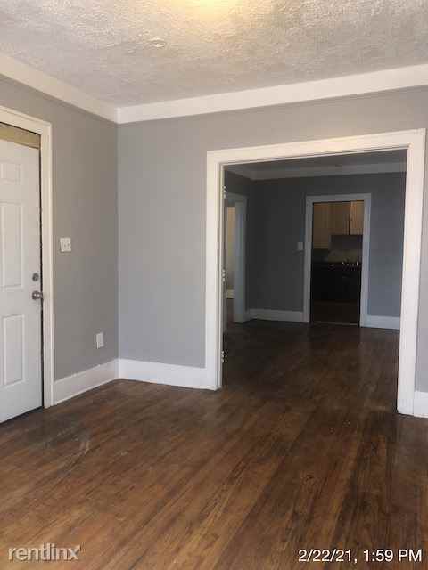 5380 Maxwell St Uppr - Photo 2 of 6