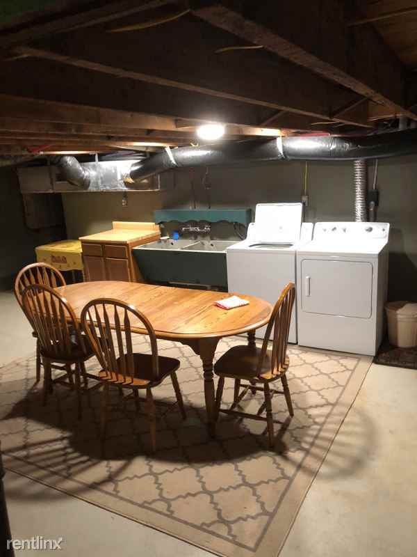 213 W 4th St - Photo 2 of 16