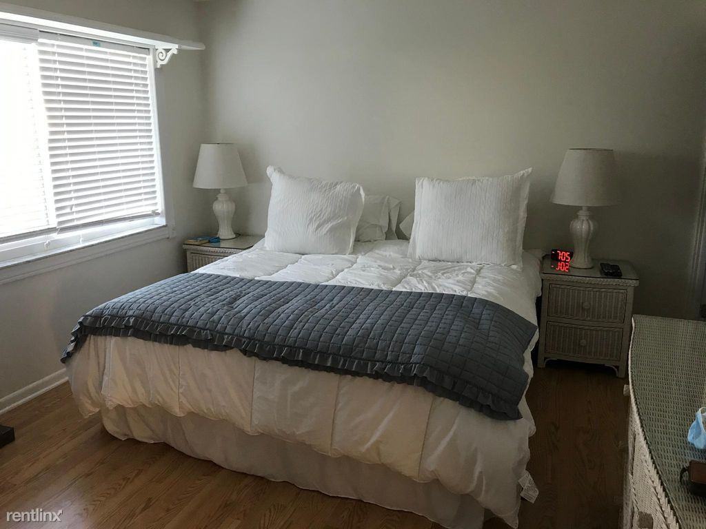 6300 Flotilla Dr - Photo 2 of 10