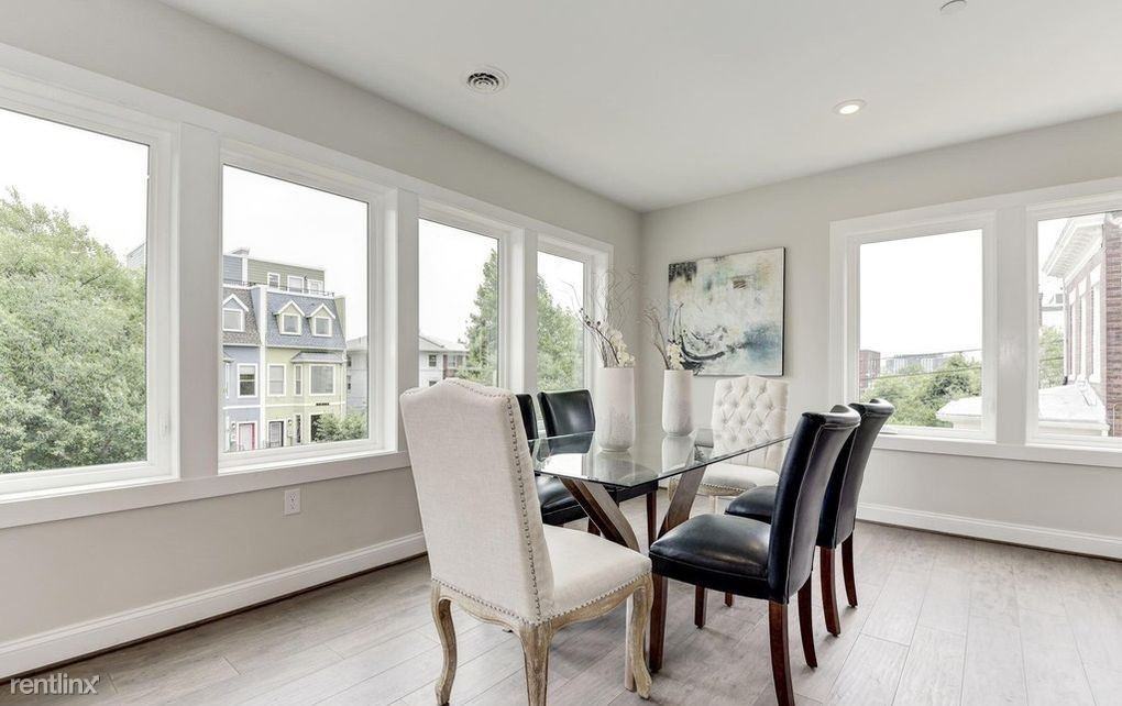 231 Seaton Pl Ne - Photo 3 of 25