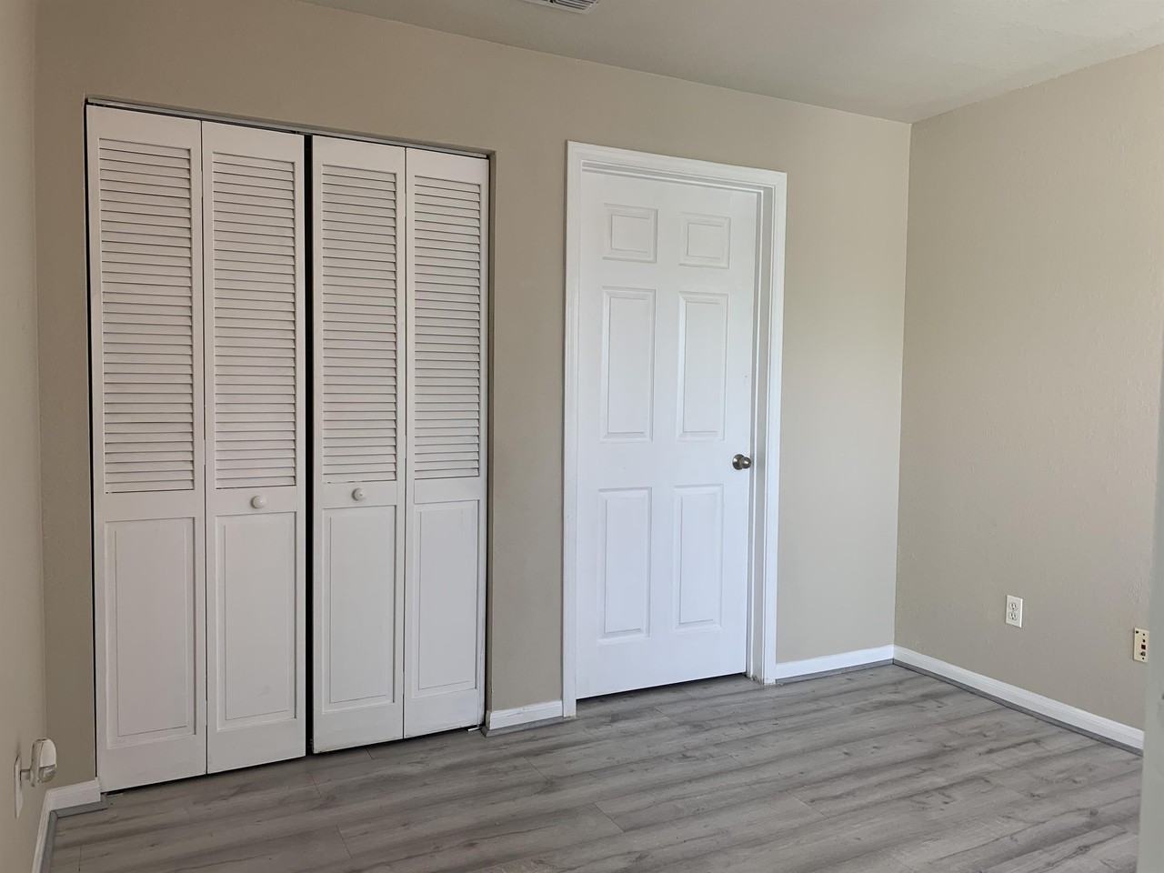 9061 Lee Vista Blvd #1302 - Photo 7 of 15