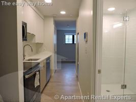 featured image of 10 Soden St #006