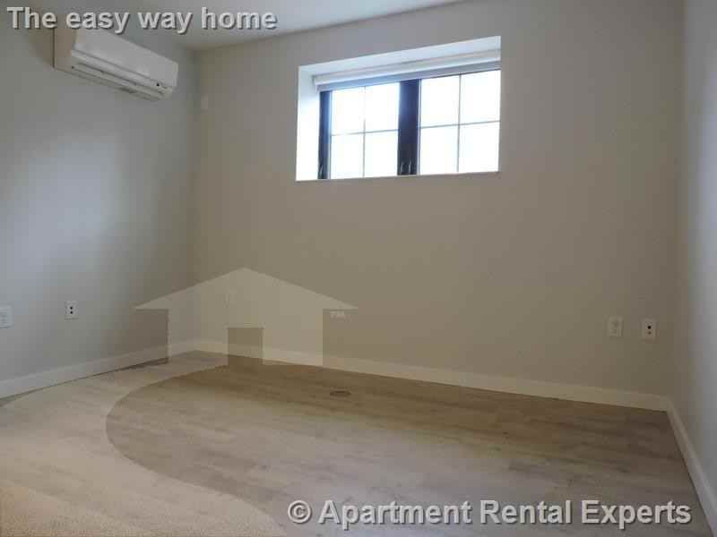 10 Soden St #006 - Photo 6 of 8