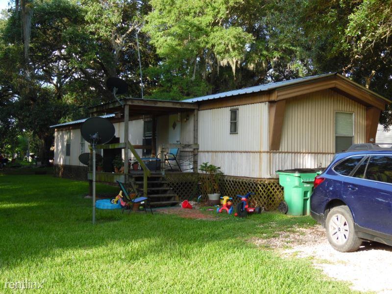 214 Lake Dr - Photo 2 of 21