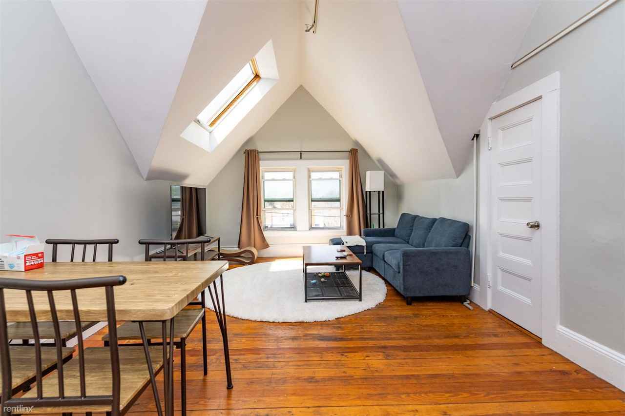 98 Elm St - Photo 2 of 10