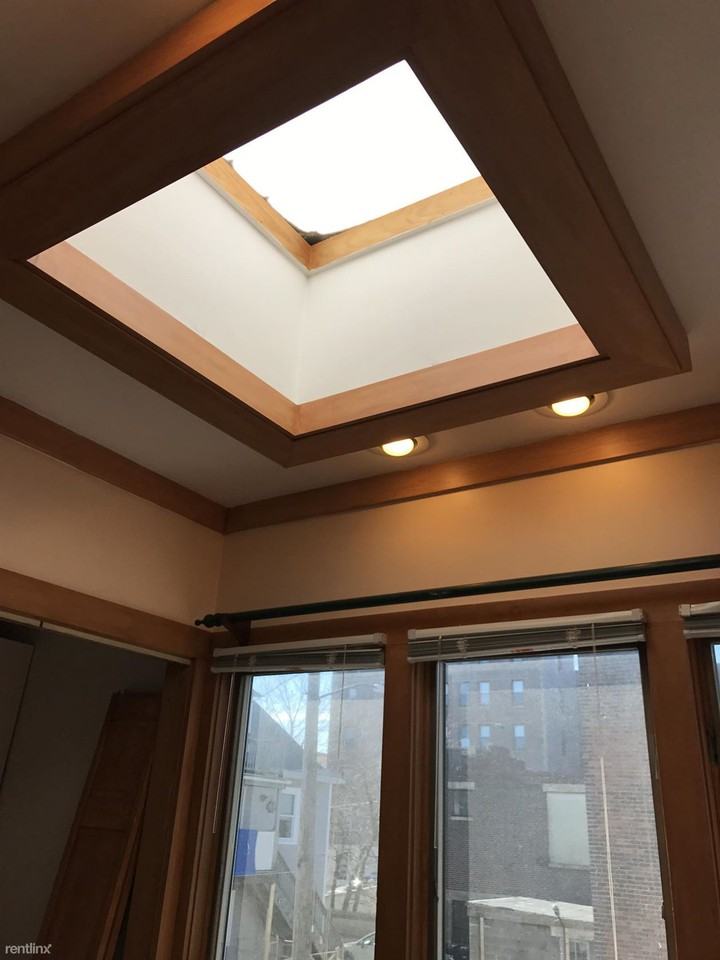 94 Heath St - Photo 3 of 12