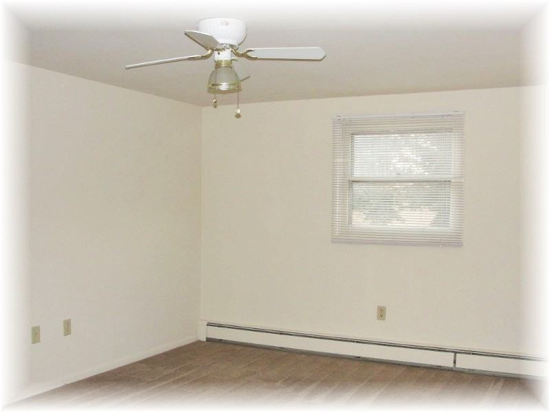 5 Suzanne Drive - Photo 3 of 18