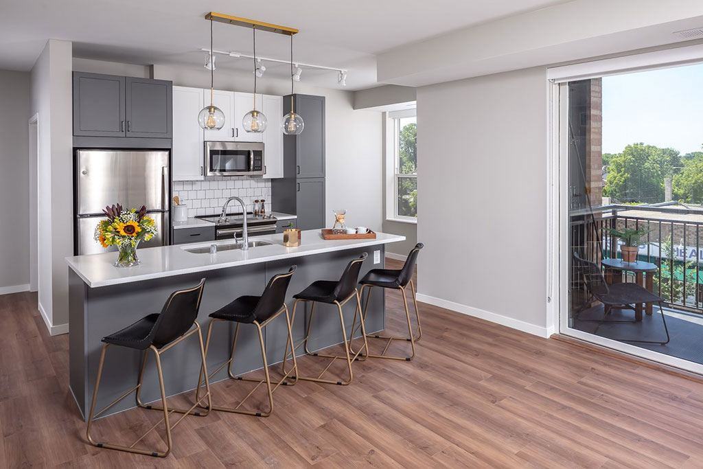 Harper - Photo 4 of 50