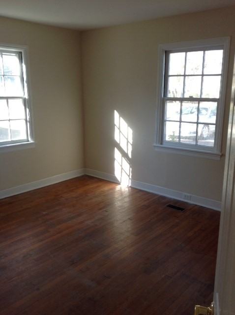 114 Davidson Ave - Photo 3 of 5