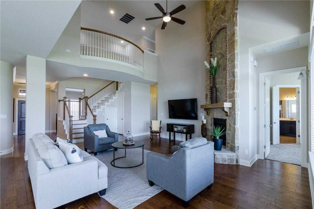 20405 Condor Way - Photo 2 of 6