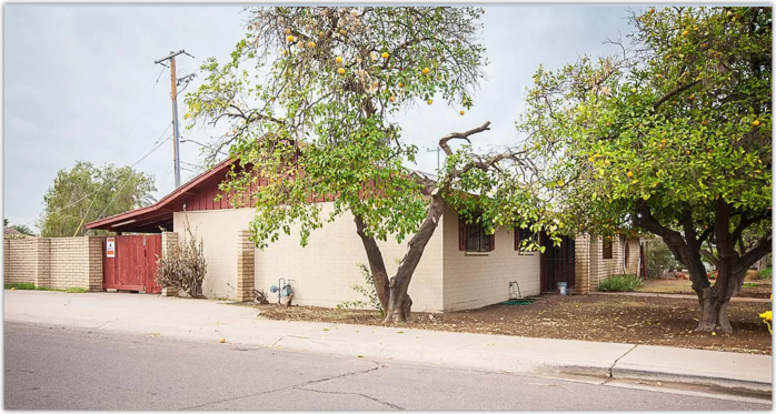 803 W 11th St - Photo 2 of 21